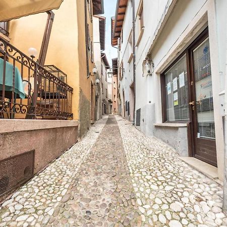 Apartmán Borgo Due Con Parcheggio Malcesine Exteriér fotografie